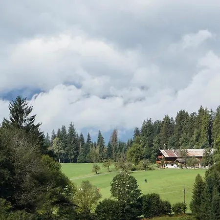 Haus Schrettl Hintergruenholz アパート *