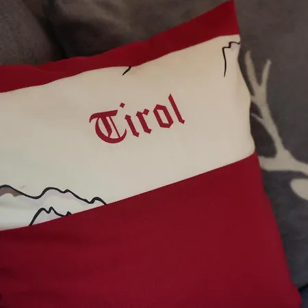 公寓 Haus Schrettl Hintergruenholz 伊特尔